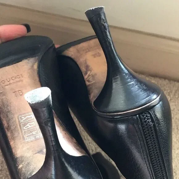 GUCCI Vintage Black Leather Ankle Heeled Boots - Picture 7 of 10